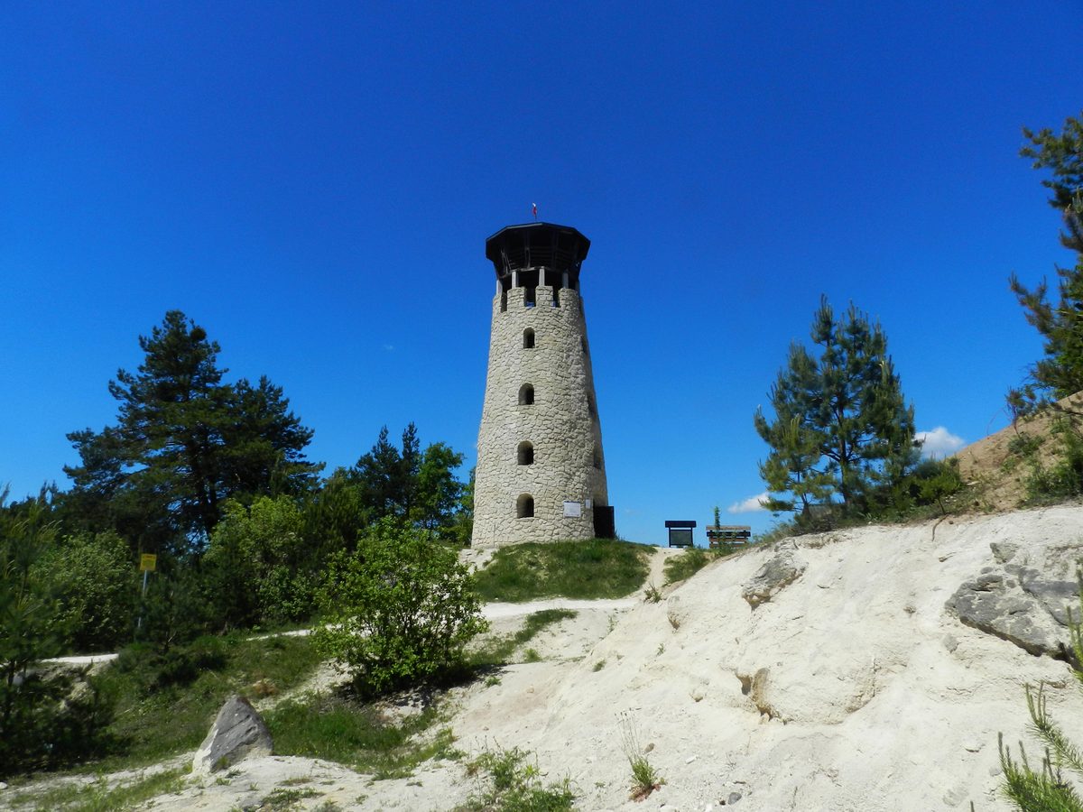 Baszta w Józefowie